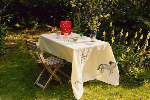 HABIBA POLLY EMBROIDERY TABLE CLOTH Table cloth FLAMINGO