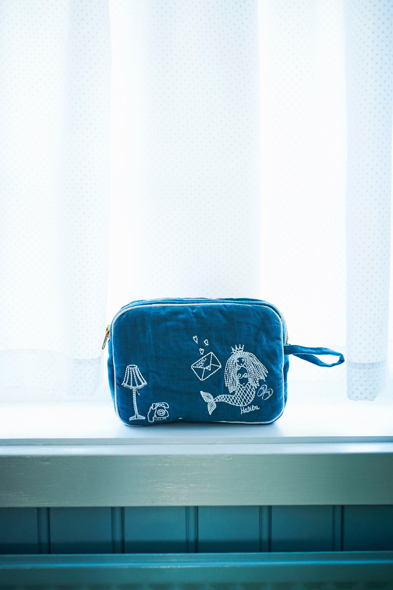 HABIBA VANESSA MAKEUP CLUTCH Makeup clutch BLUE MOON